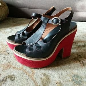 Hush Puppies Labarre T-Strap Platform Sandals, 6W